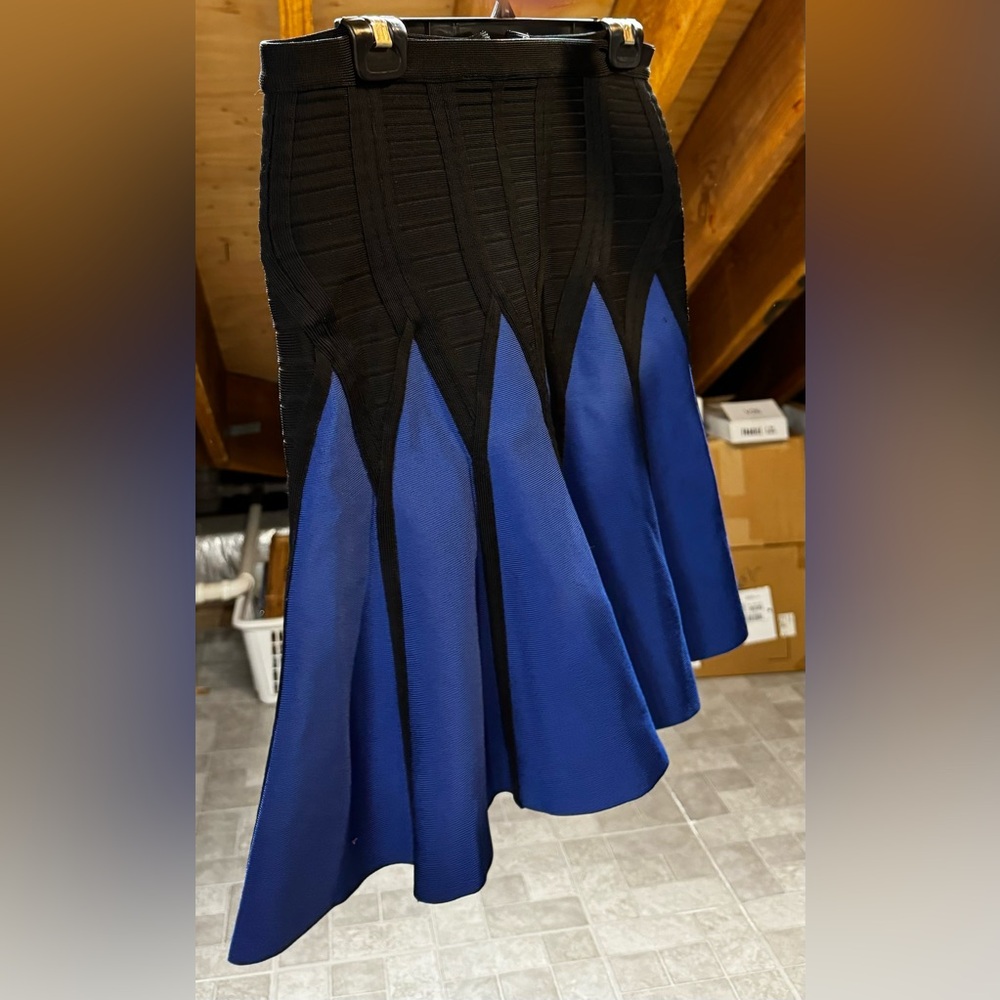 Herve Leger Skater Skirt - Picture 3 of 6